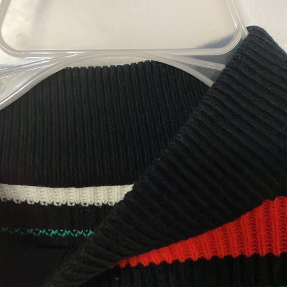 Handmade vintage knit sweater - Picture 8 of 17